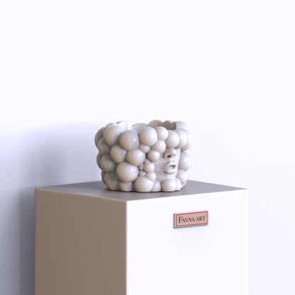 Flowerpot "Thoughts" white