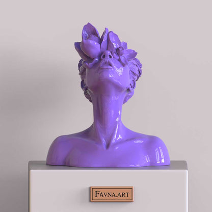 Scultura "Figlia del Fauno" lavanda 