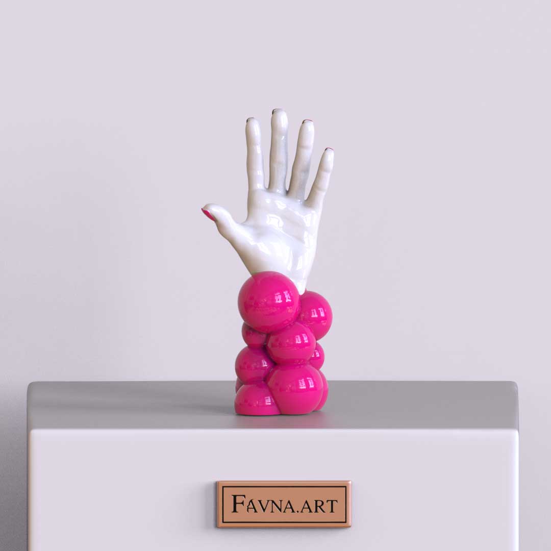 Hand of "Thought" pink barbie