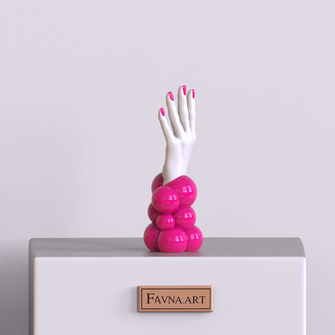 Barbie rosa "Hand of Thought"