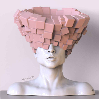 Scultura contemporanea figurativa di design per interni moderni, statua maschile con cubi e forme astratte. Scultura artistica moderna in bianco e rosa chiaro.